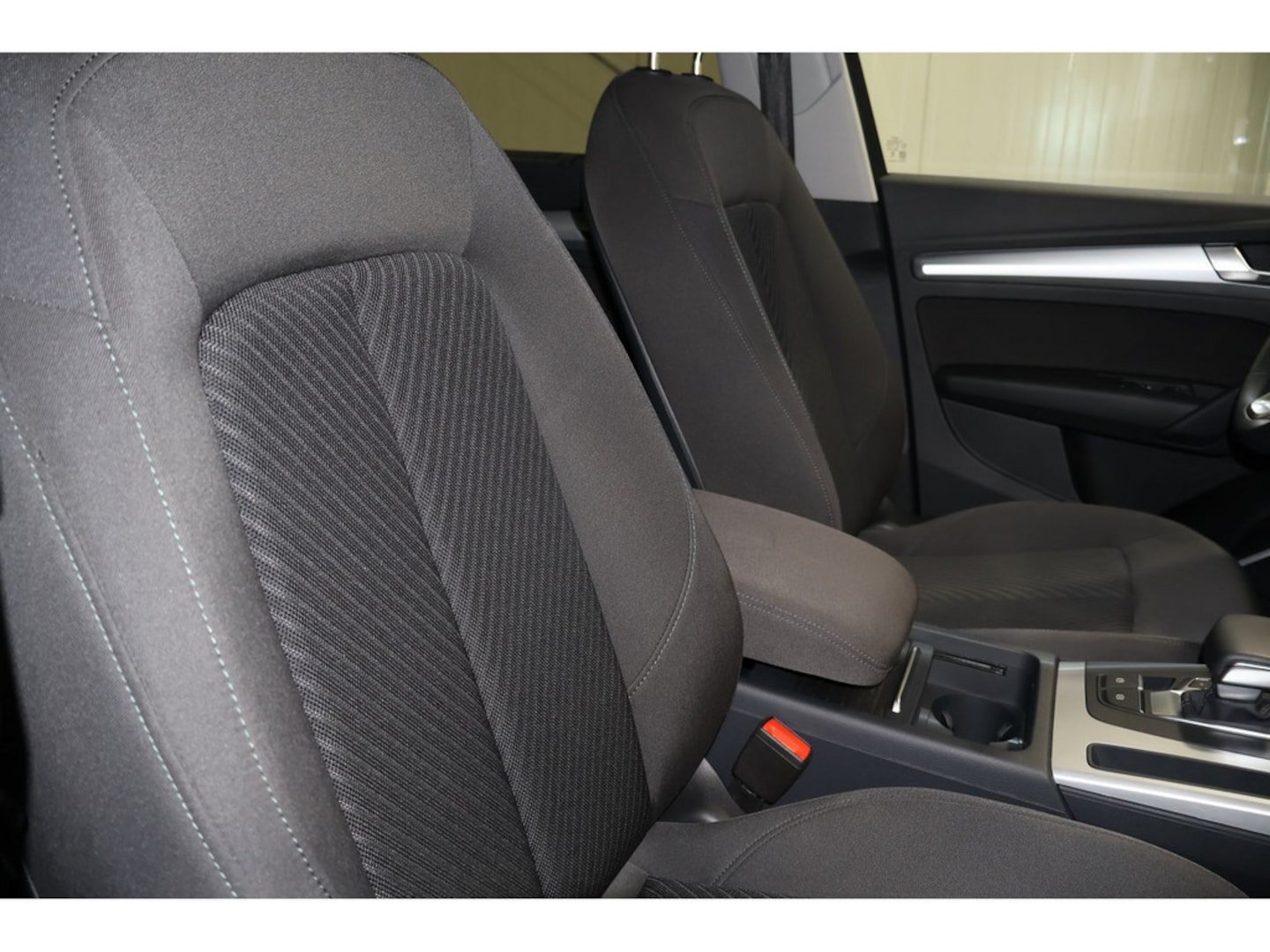 Bild über Audi Q5 Sportback 40 TDI quattro S tronic - für weitere Informationen kontaktieren Sie den Audi Partner