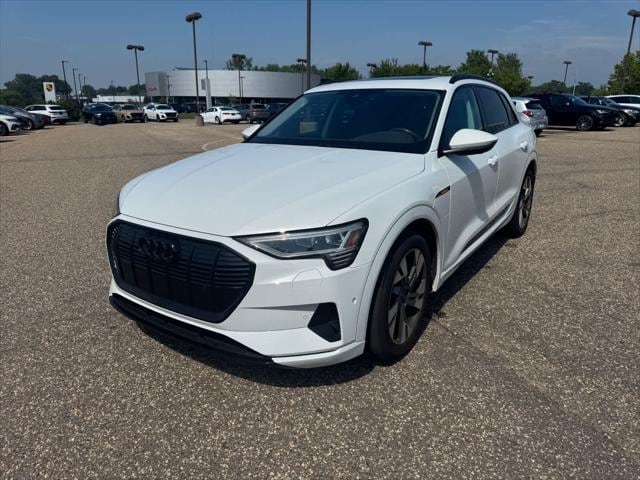 Used 2022 Audi e-tron Premium with VIN WA1AAAGE4NB041858 for sale in Maplewood, Minnesota