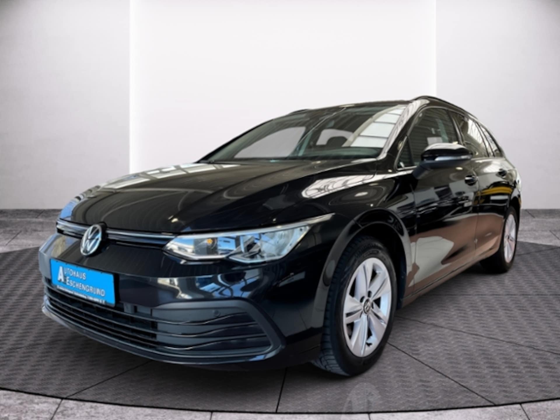 Volkswagen Golf Variant Life
