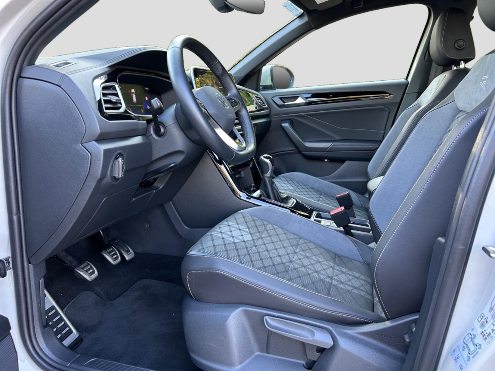 Volkswagen T-Roc – Bild 9