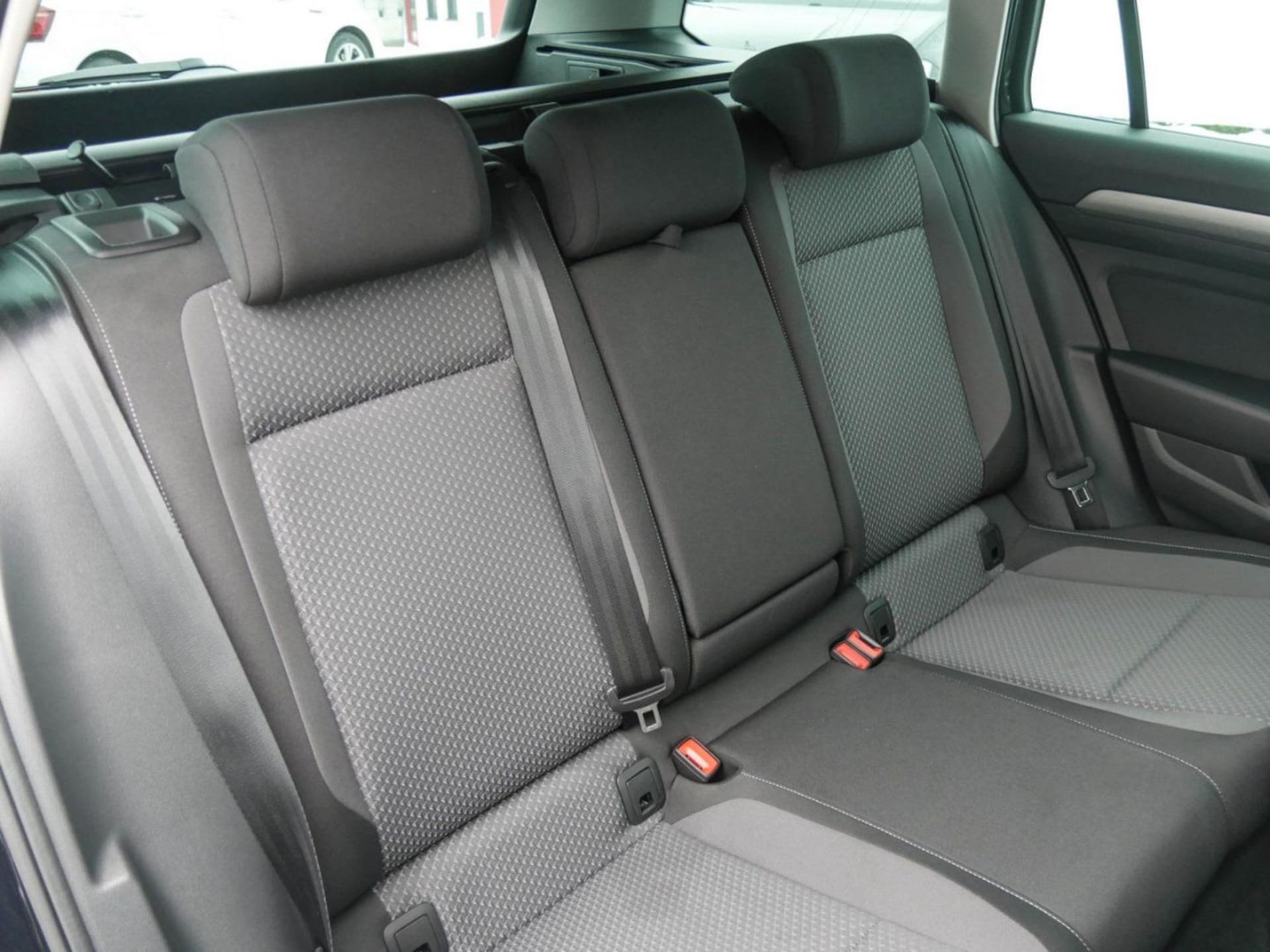 Volkswagen Passat Variant Basis-Modell
