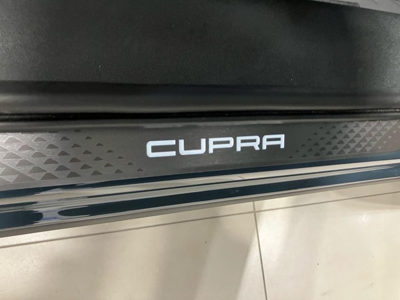 CUPRA Terramar 1.5 TSI e-Hybrid DSG 150 kW (204 CV) — photo 9