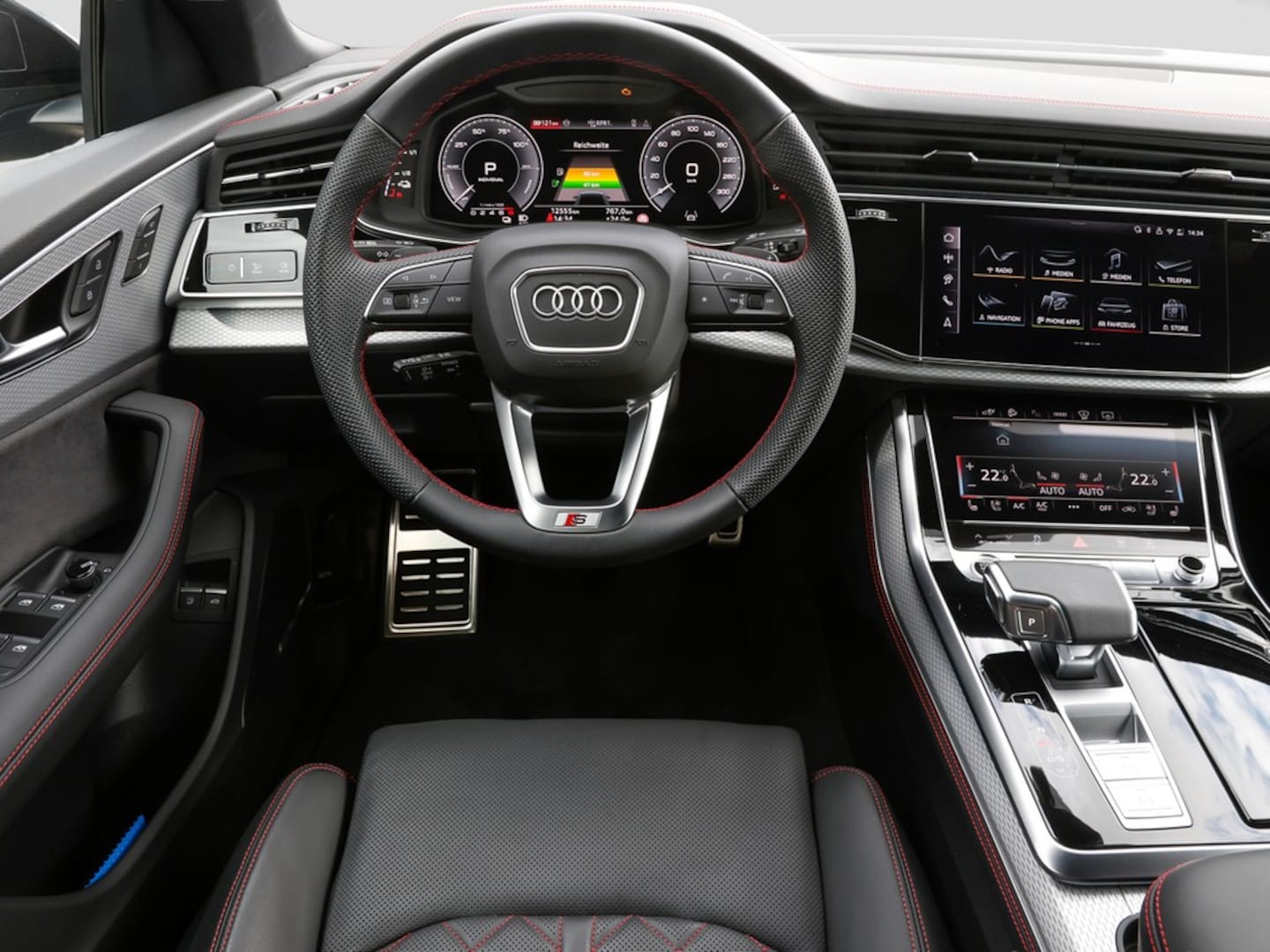 Bild über Audi Q8 SUV TFSI e S line business TFSI e quattro 360 kW tiptronic - für weitere Informationen kontaktieren Sie den Audi Partner