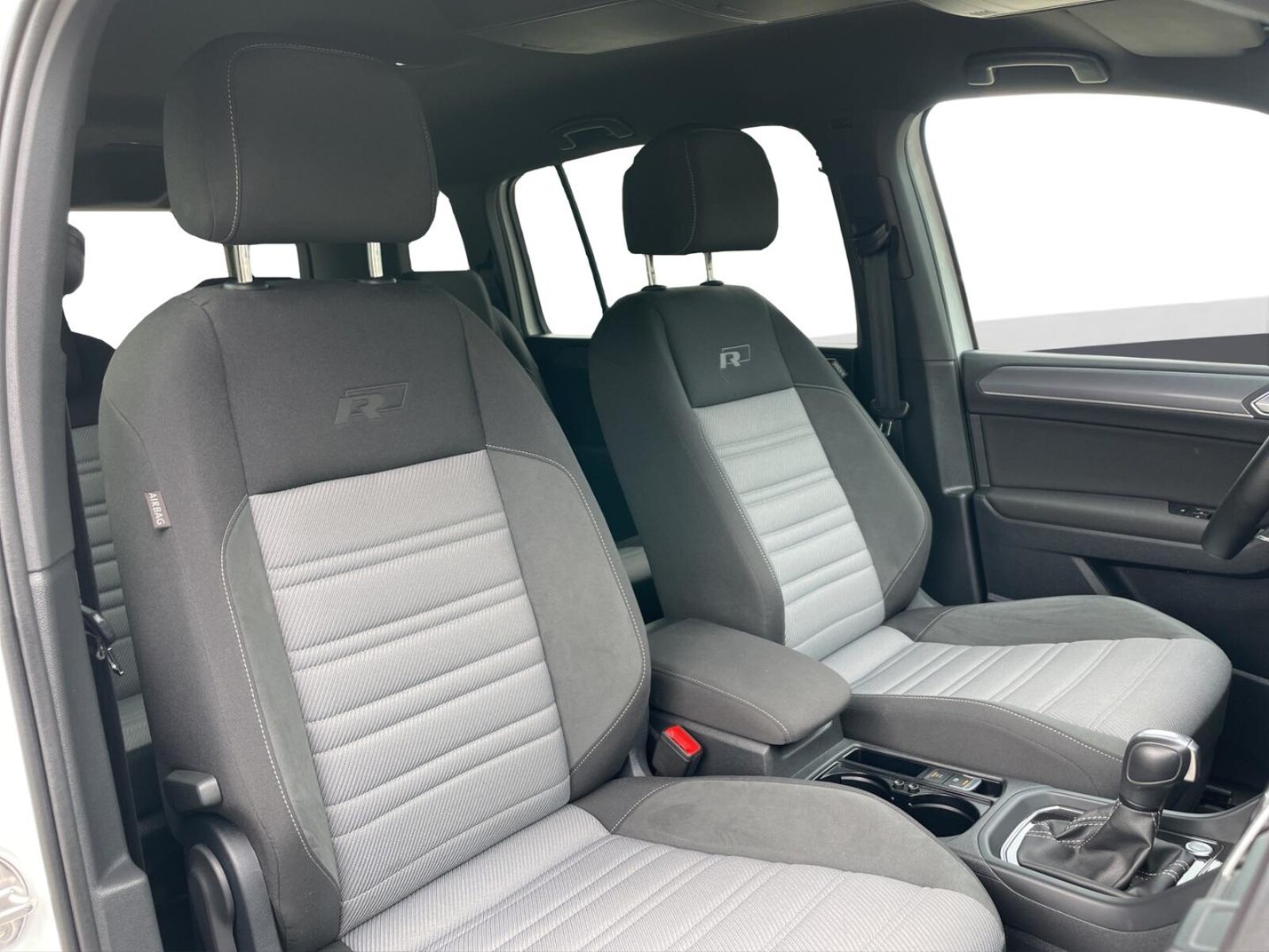 Volkswagen Touran – Bild 18
