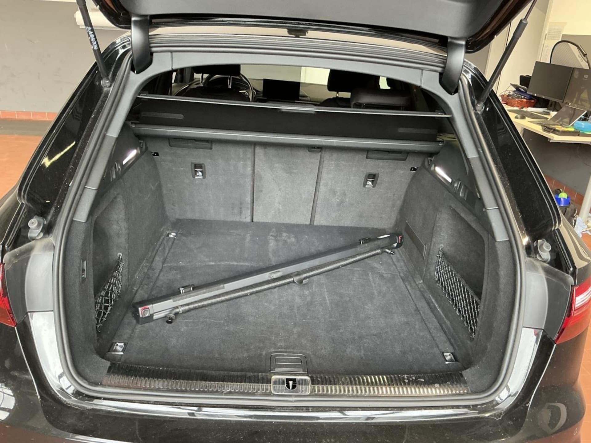 Audi A4 Avant S line