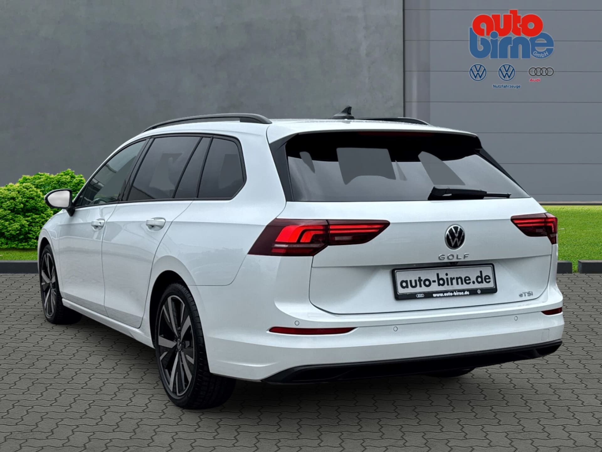 Volkswagen Golf Variant Life