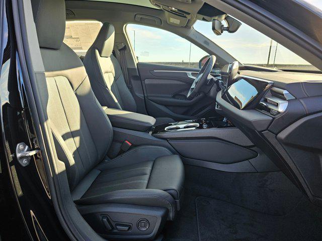 2026 Audi A6 Premium Plus - Photo 15