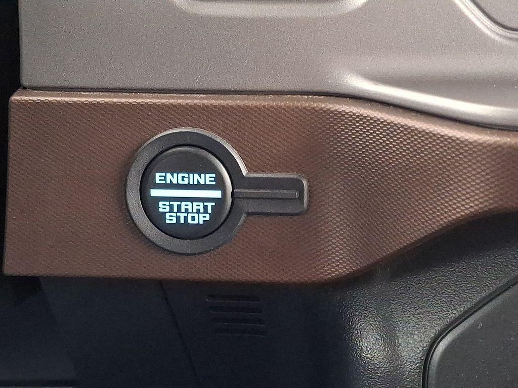 2023 Ford Bronco 4-Door Outer Banks - Photo 22