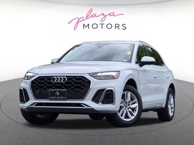 2023 Audi Q5 45 Premium's photo