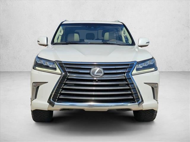 2016 Lexus LX 570
