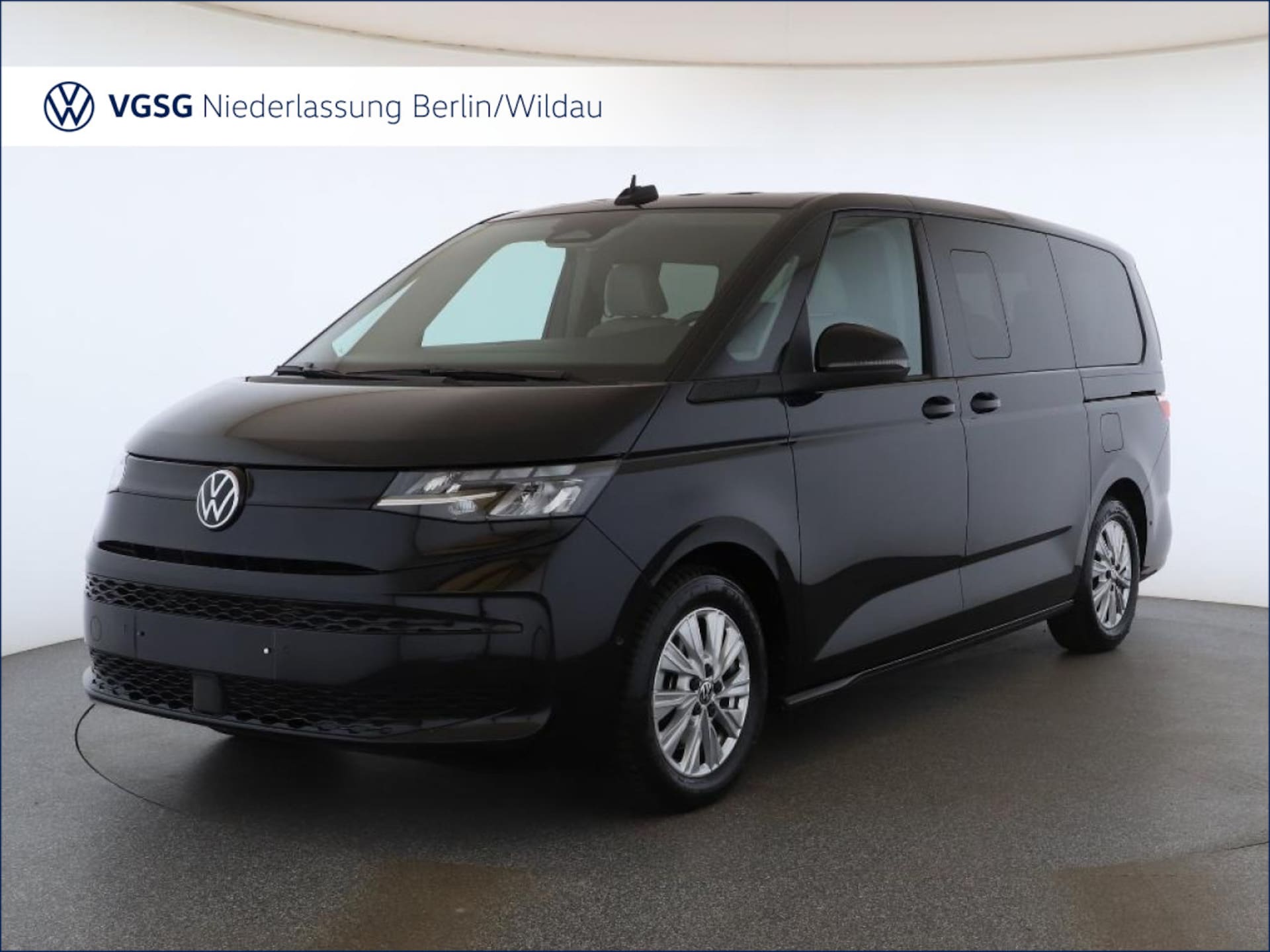 Volkswagen Multivan Langversion Basis-Modell