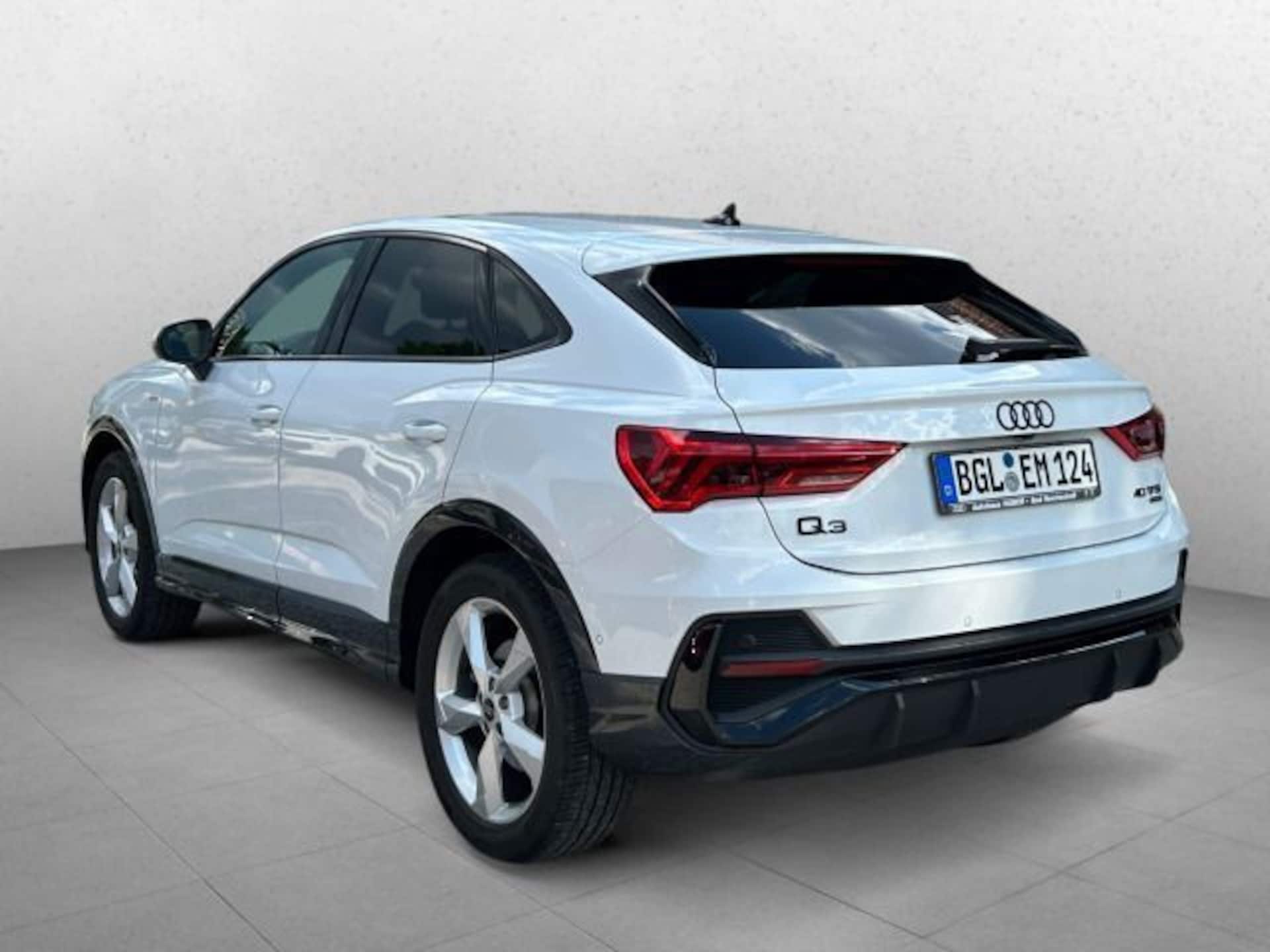 Audi Q3 Sportback S line