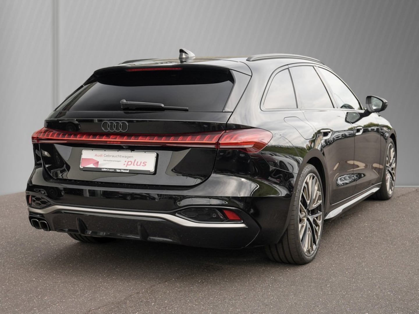 Bild über Audi A5 Avant TDI 150 kW S tronic - für weitere Informationen kontaktieren Sie den Audi Partner