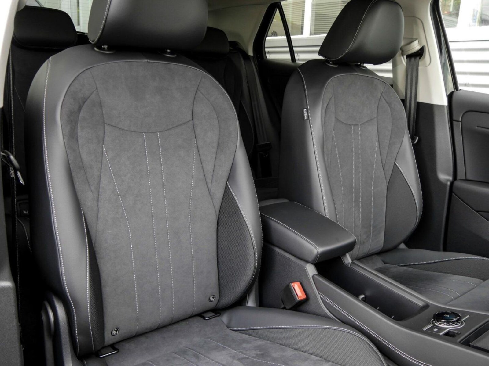 Volkswagen T-Roc – Bild 7