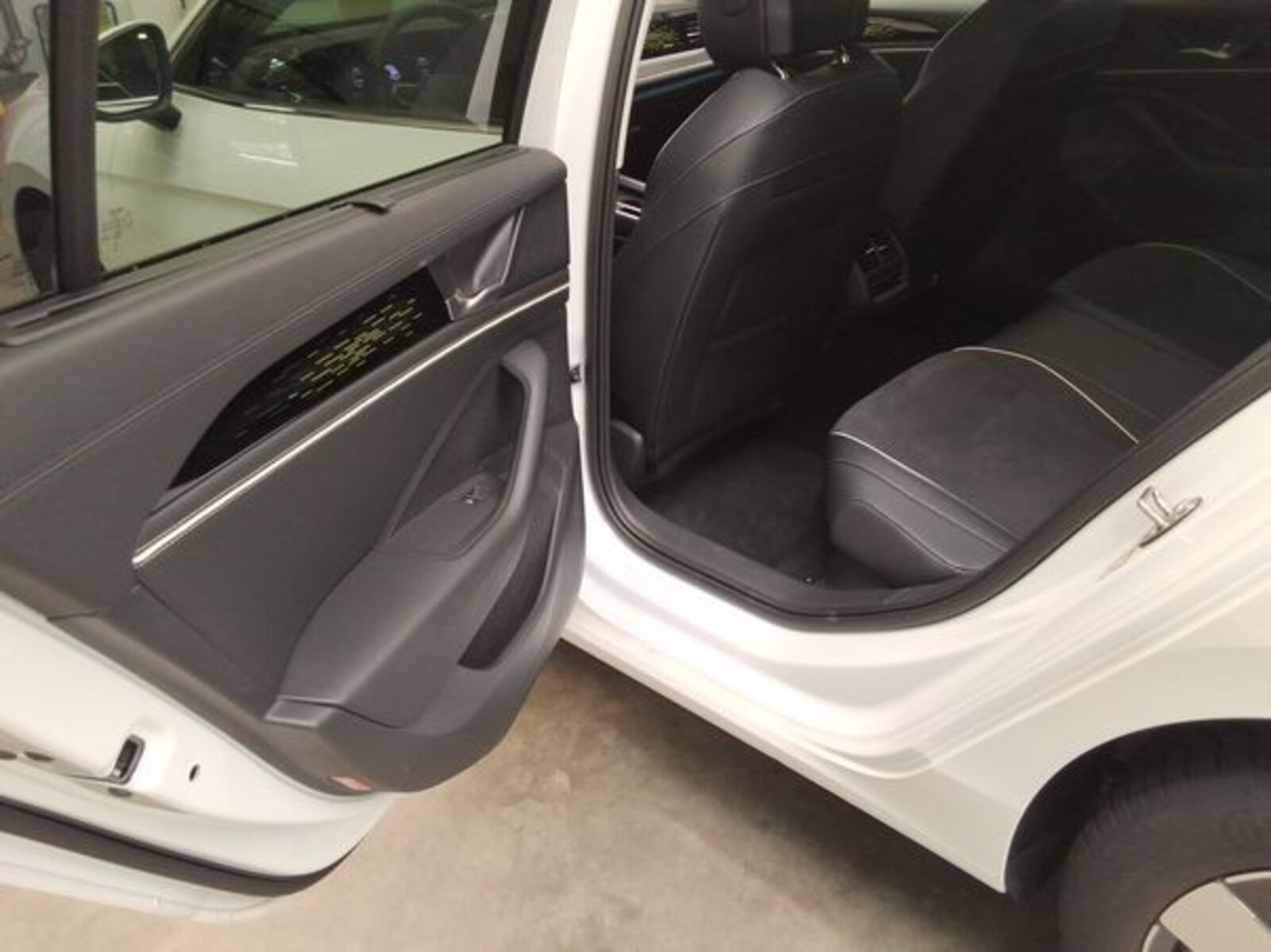 Volkswagen Passat – Bild 7