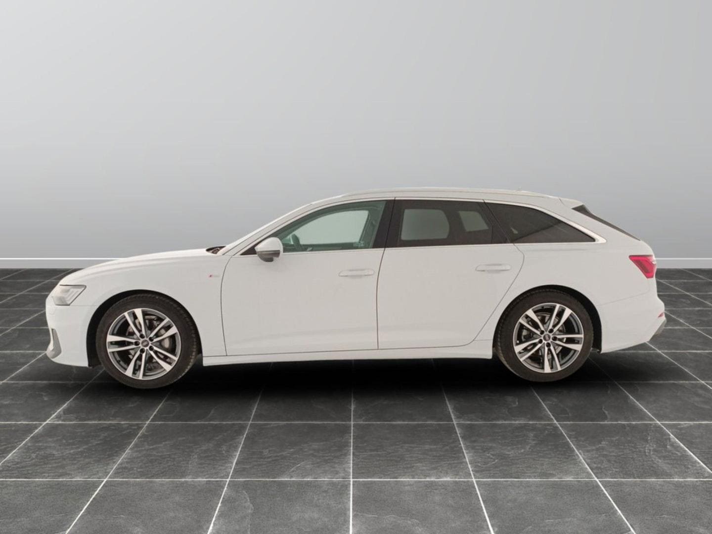 Image about Audi A6 Avant S line edition 40 TDI quattro 150 kW (204 CV) S tronic