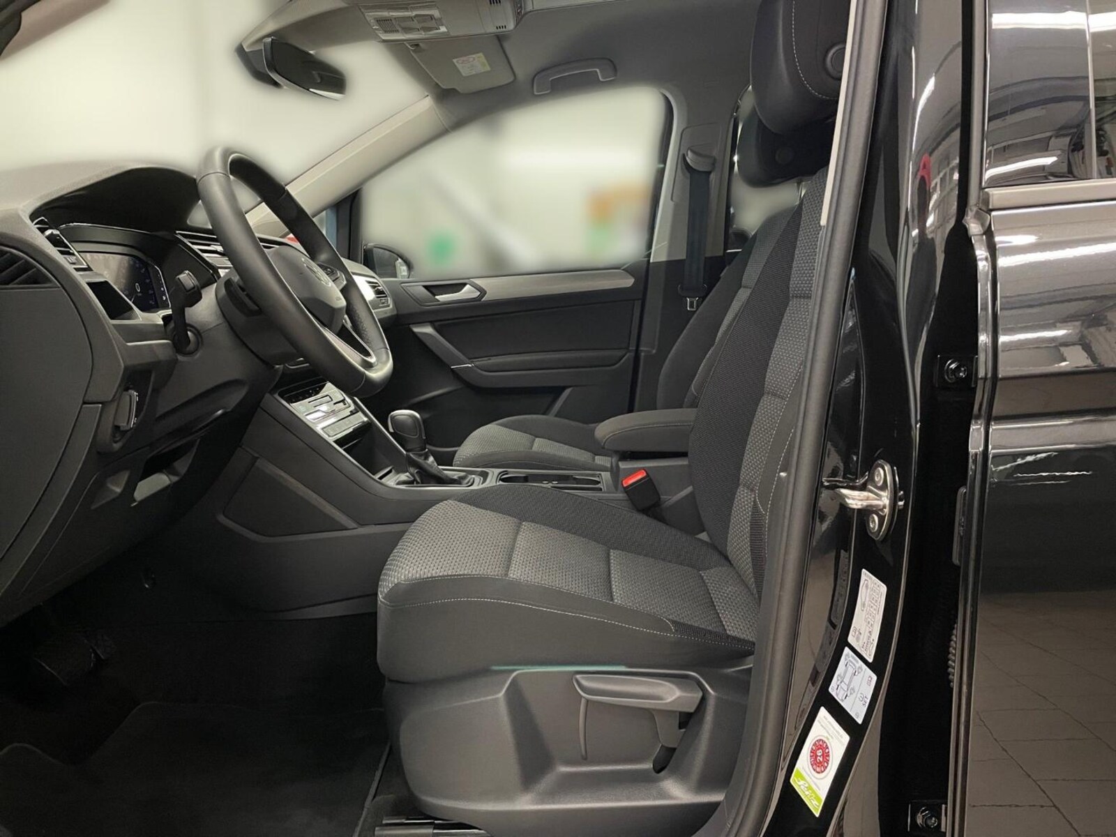 Volkswagen Touran – Bild 10