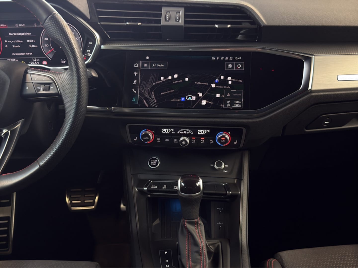 Bild über Audi Q3 S line 40 TFSI quattro S tronic - für weitere Informationen kontaktieren Sie den Audi Partner