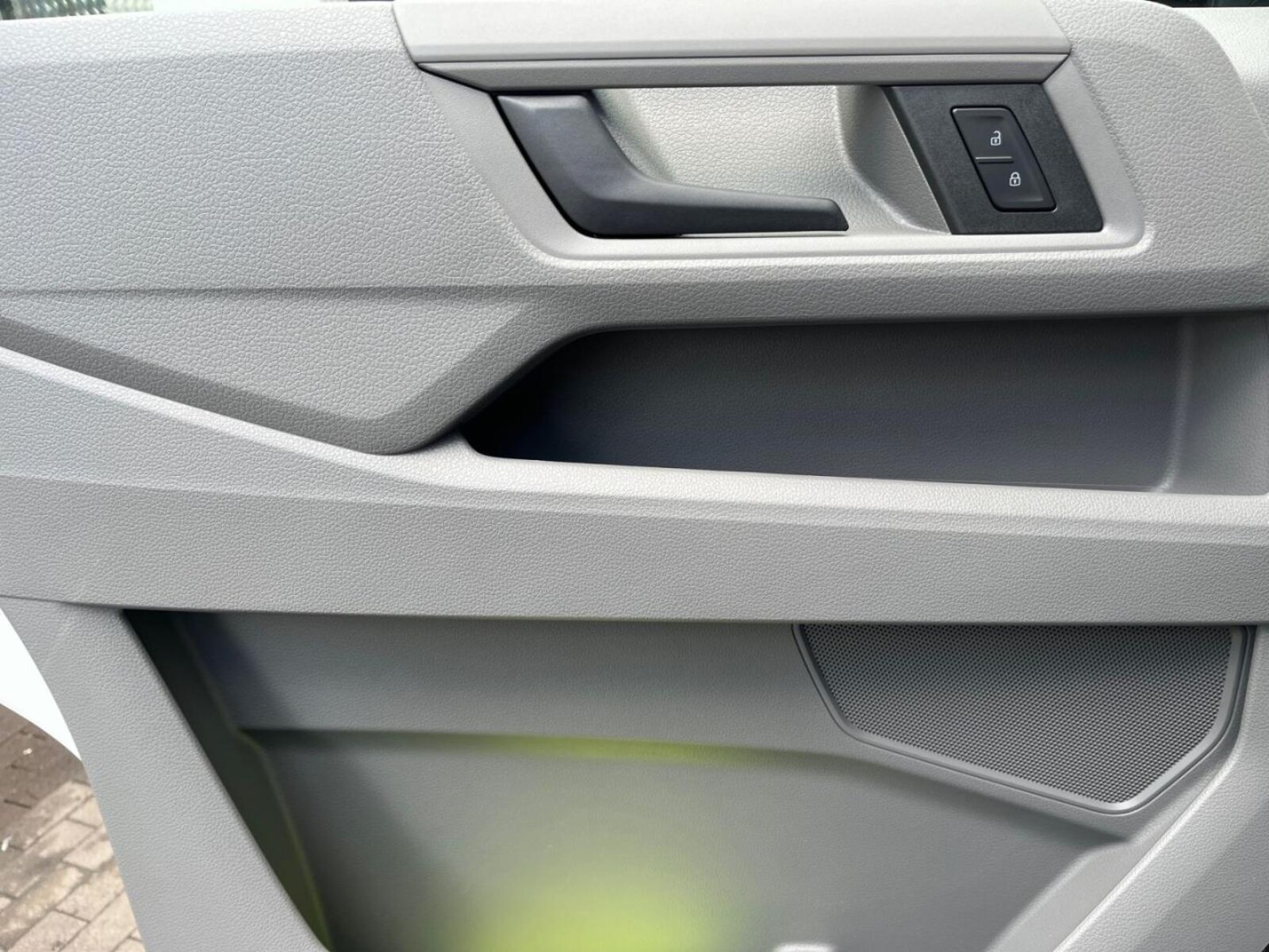 Volkswagen Crafter Kasten mittlerer Radstand – Bild 8