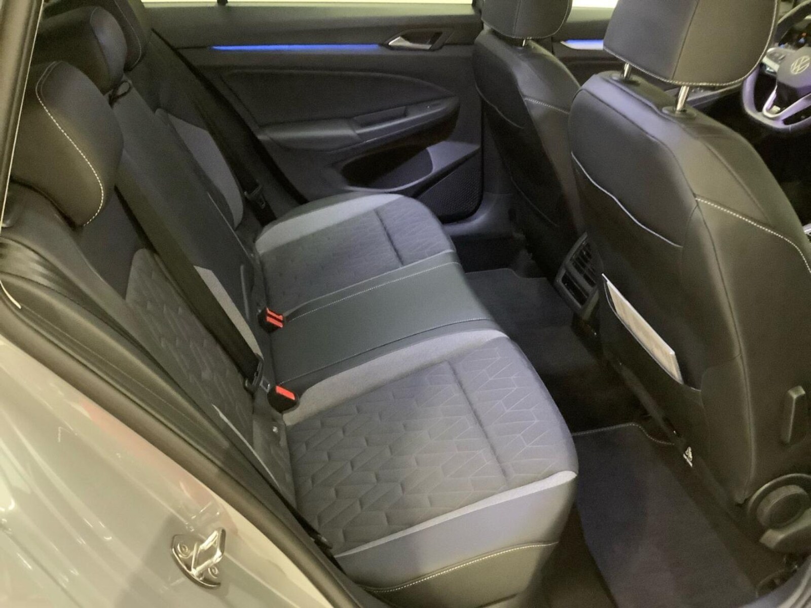 Volkswagen Golf Variant – Bild 9