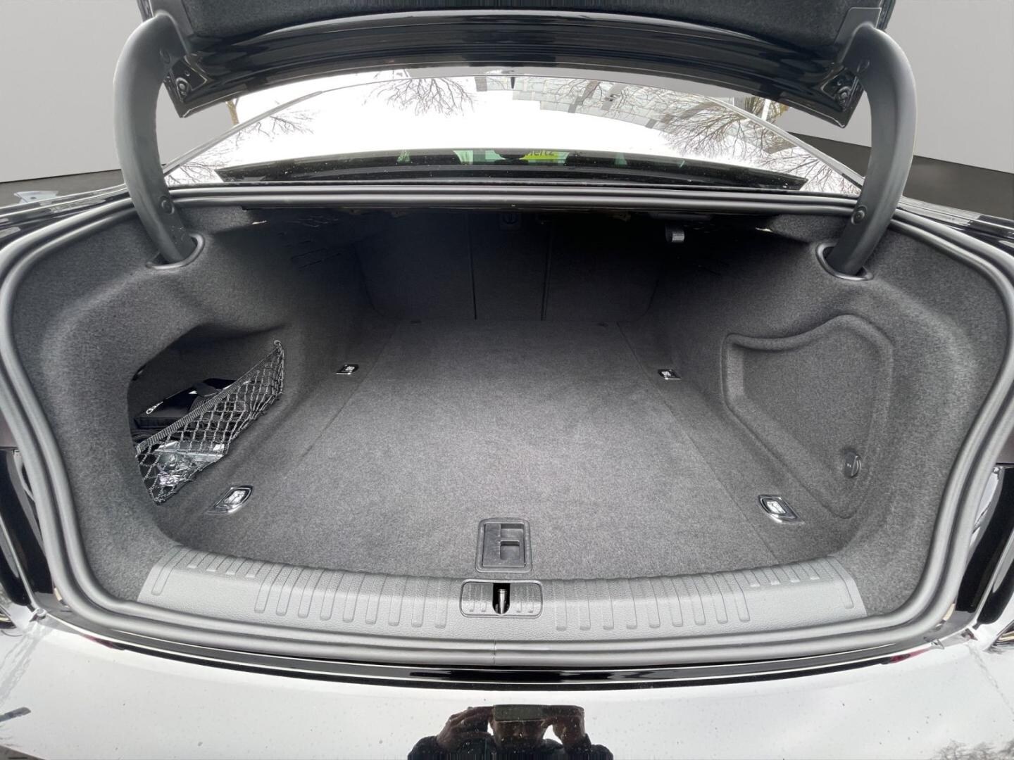 Bild über Audi S6 Limousine TDI quattro tiptronic - für weitere Informationen kontaktieren Sie den Audi Partner