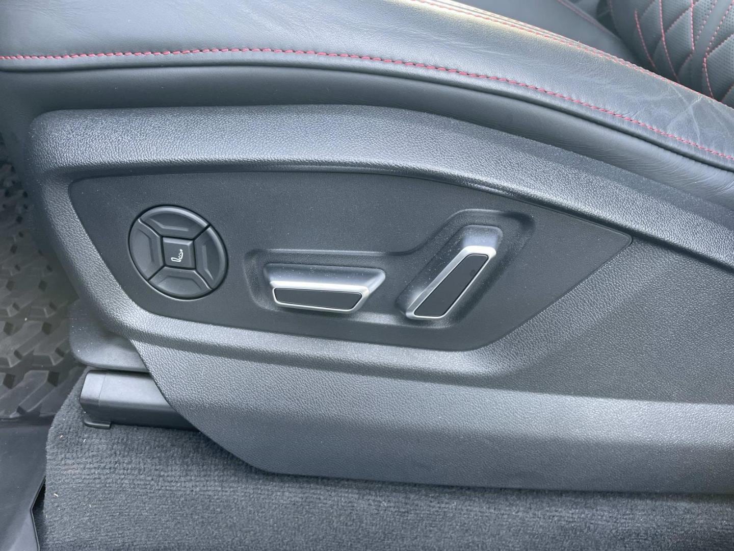 2026 Audi SQ7 Prestige - Photo 19