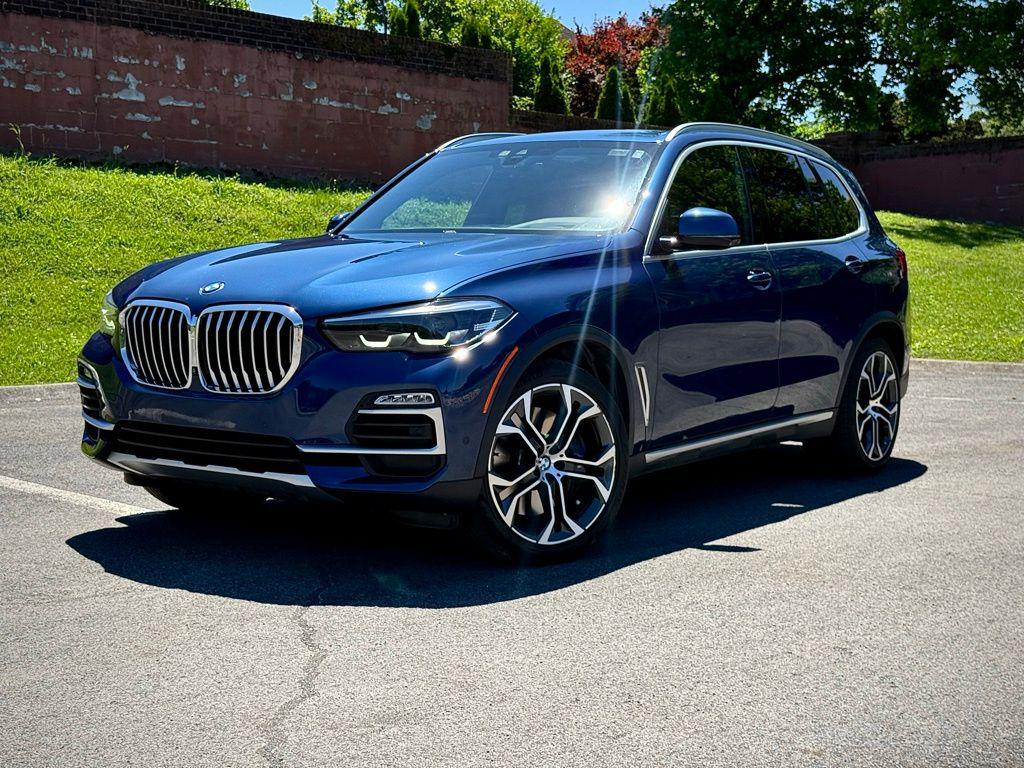 2019 BMW X5 xDrive50i's photo