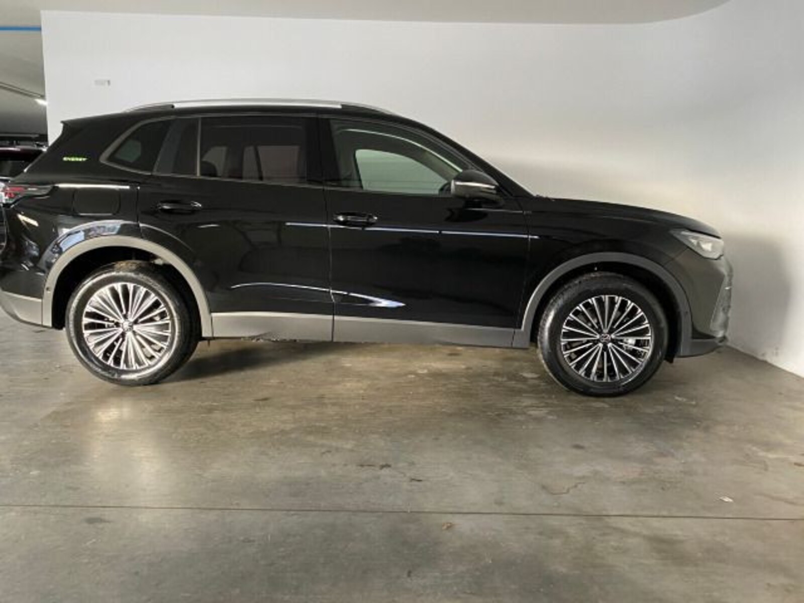 Volkswagen Tiguan – Bild 3
