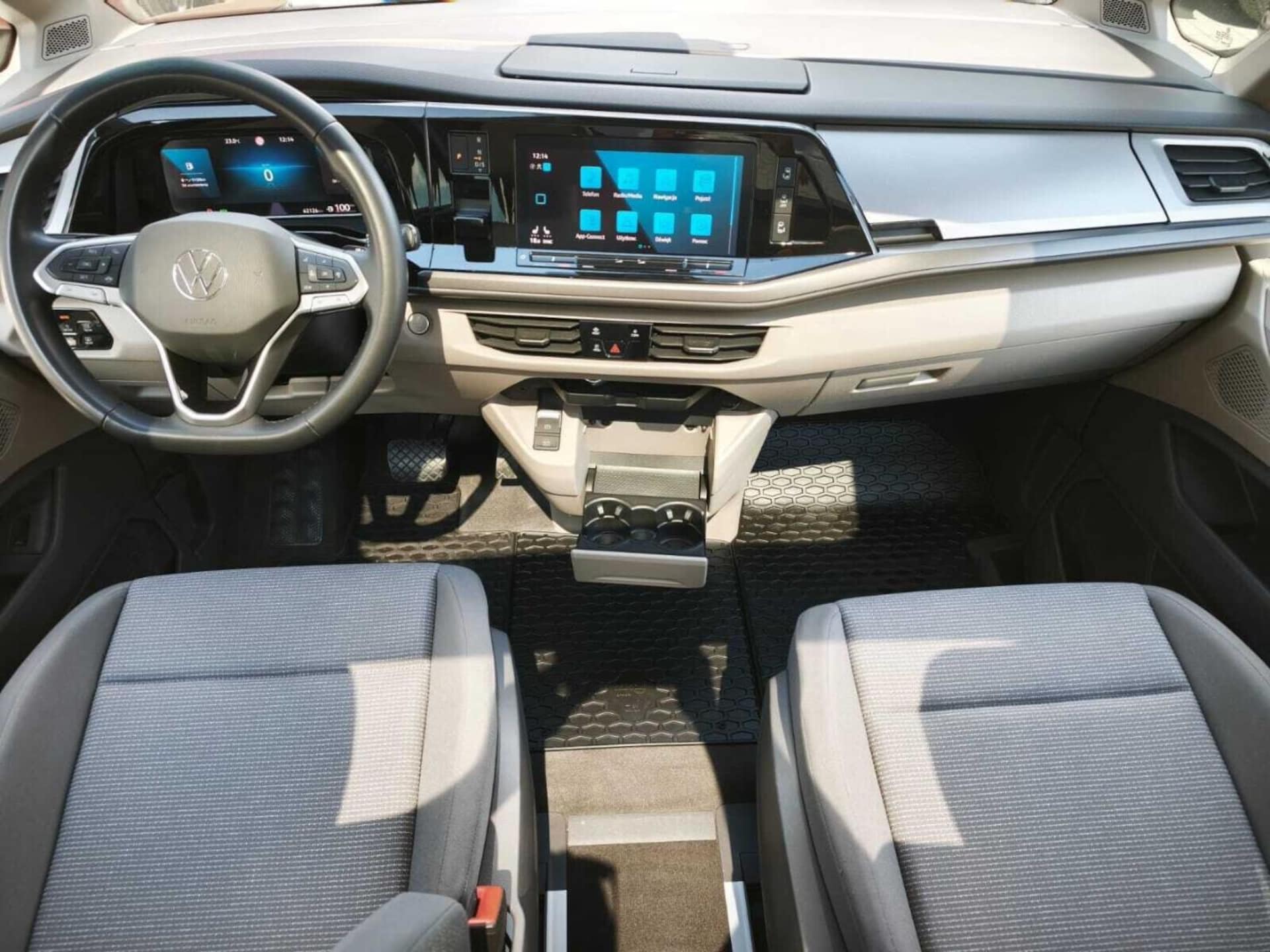 Volkswagen Multivan Model bazowy