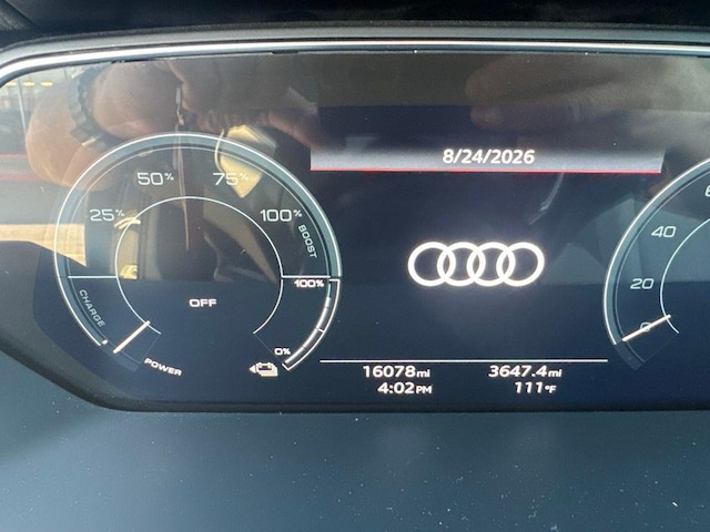 2024 Audi Q8 e-tron
