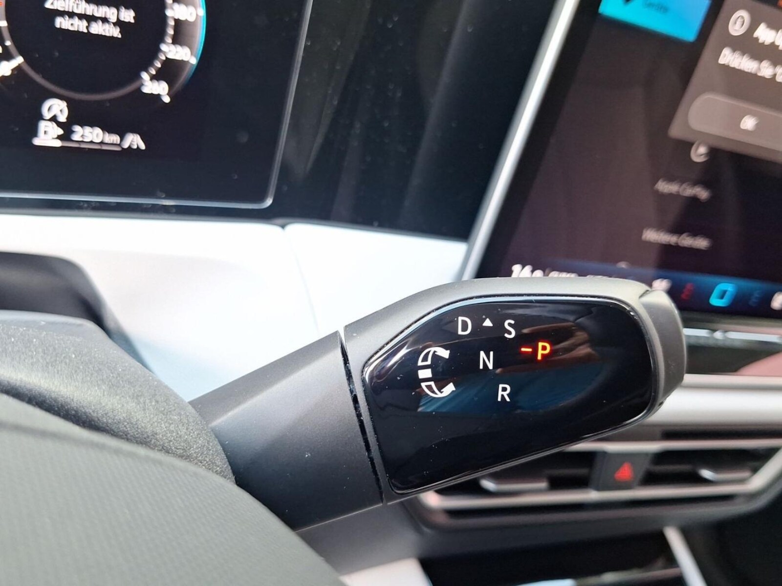 Volkswagen Tiguan – Bild 11