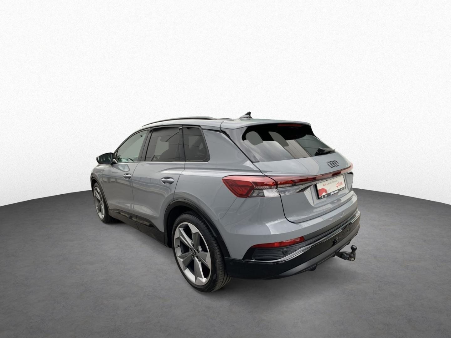 Bild über Audi Q4 e-tron 45 e-tron quattro - für weitere Informationen kontaktieren Sie den Audi Partner