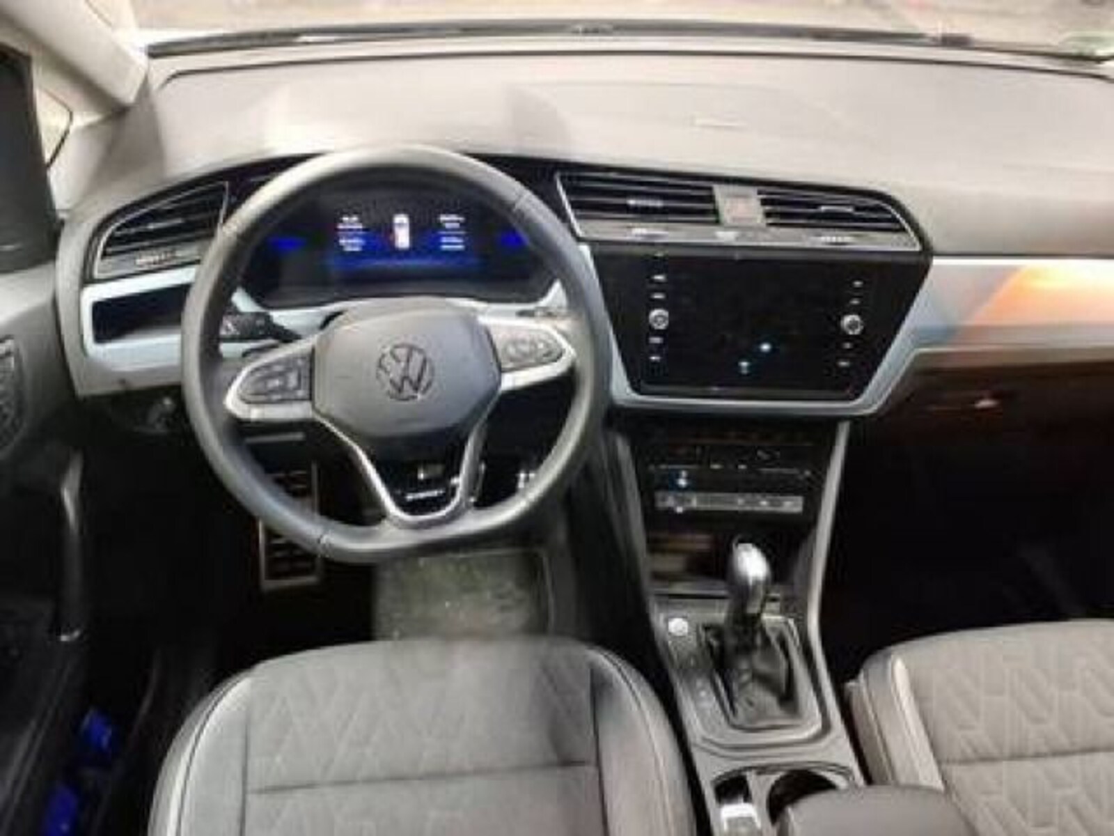 Volkswagen Touran – Bild 4