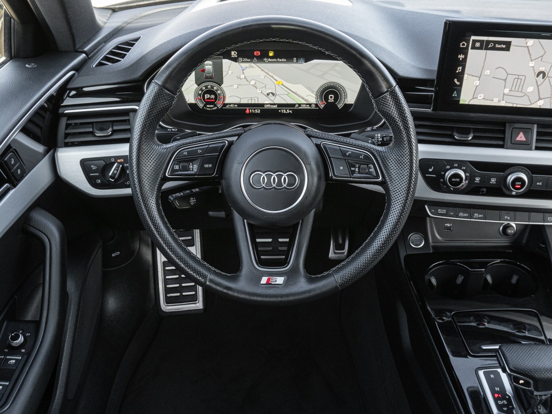 Audi A4 Avant S line