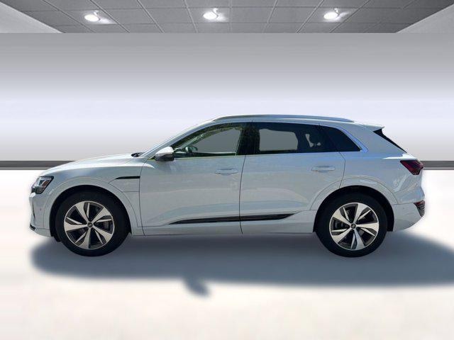 2024 Audi Q8 e-tron