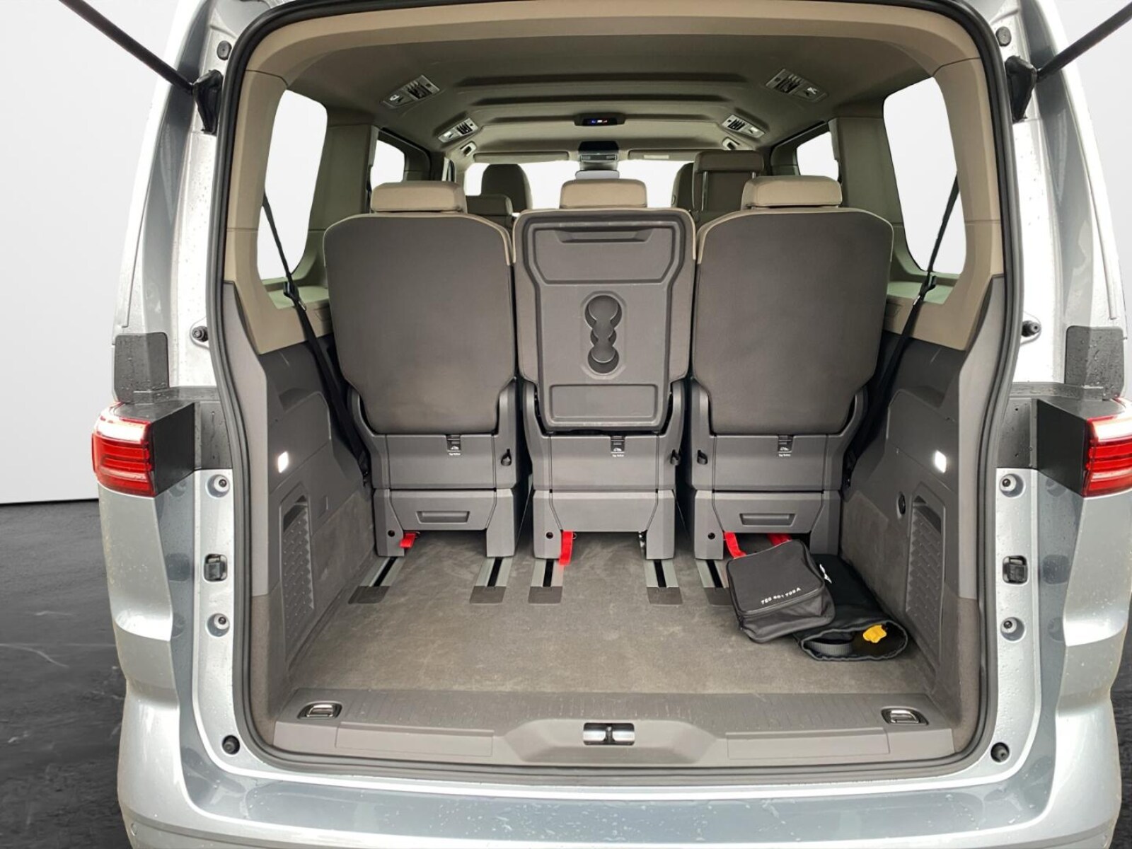 Volkswagen Multivan Langversion – Bild 13