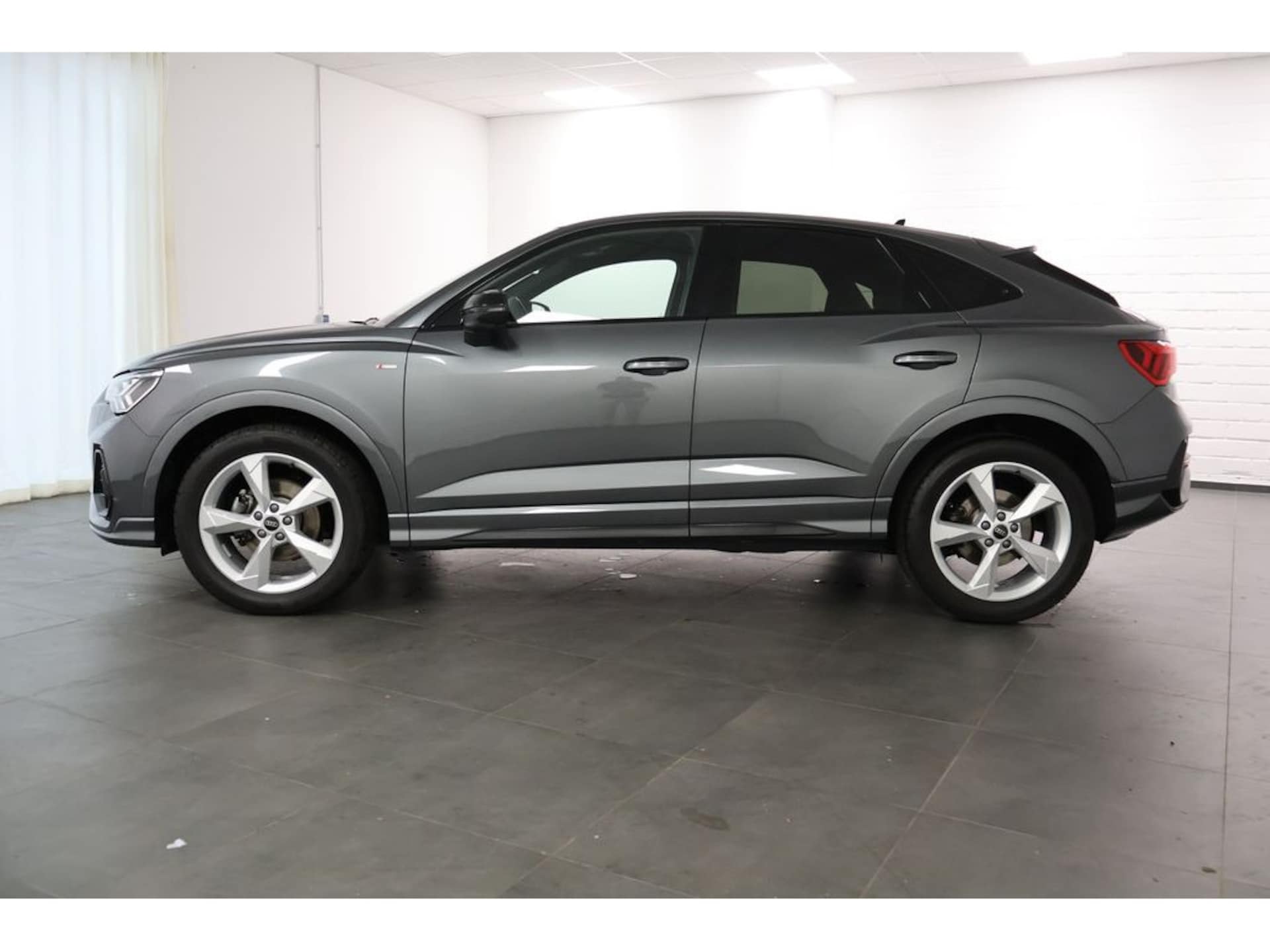 Audi Q3 Sportback S line