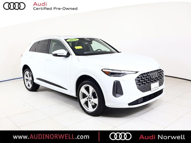 Photo of 2025 Audi Q5