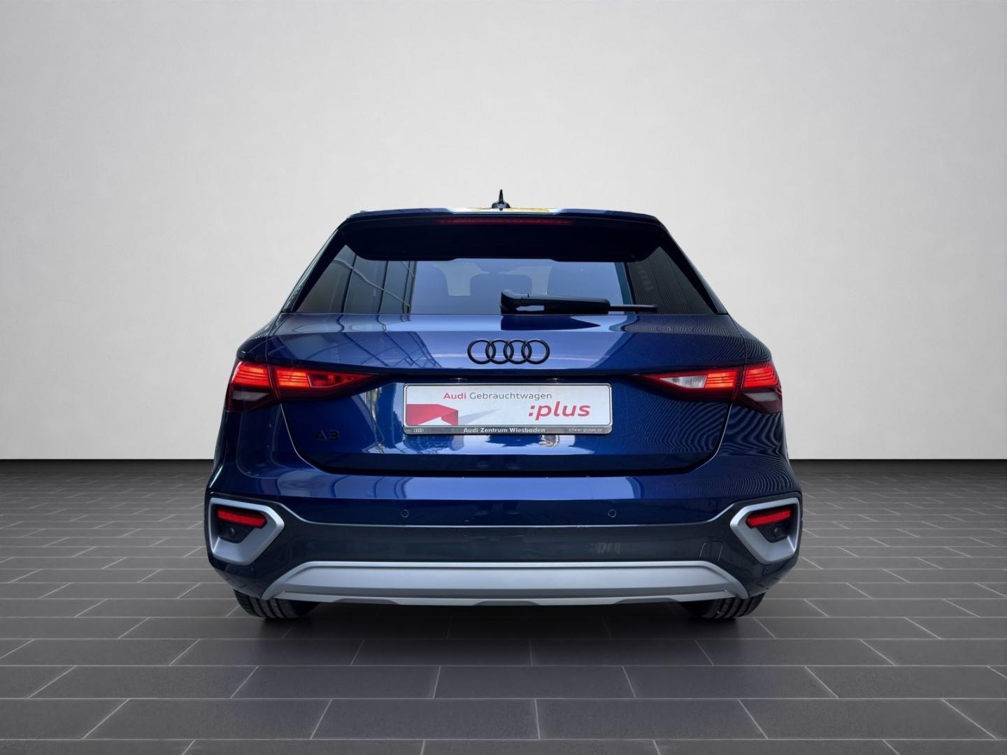 Bild über Audi A3 allstreet 35 TFSI S tronic - für weitere Informationen kontaktieren Sie den Audi Partner