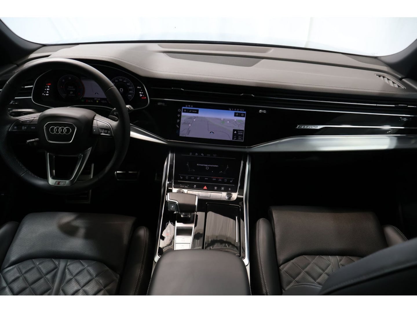 Bild über Audi Q8 SUV 50 TDI quattro tiptronic - für weitere Informationen kontaktieren Sie den Audi Partner