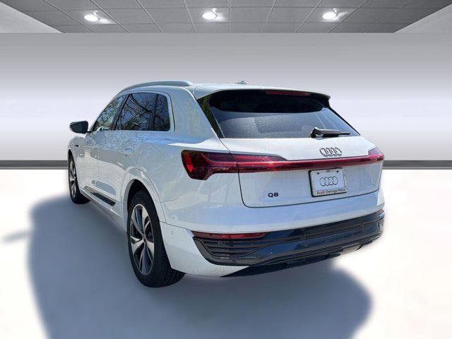 2024 Audi Q8 e-tron