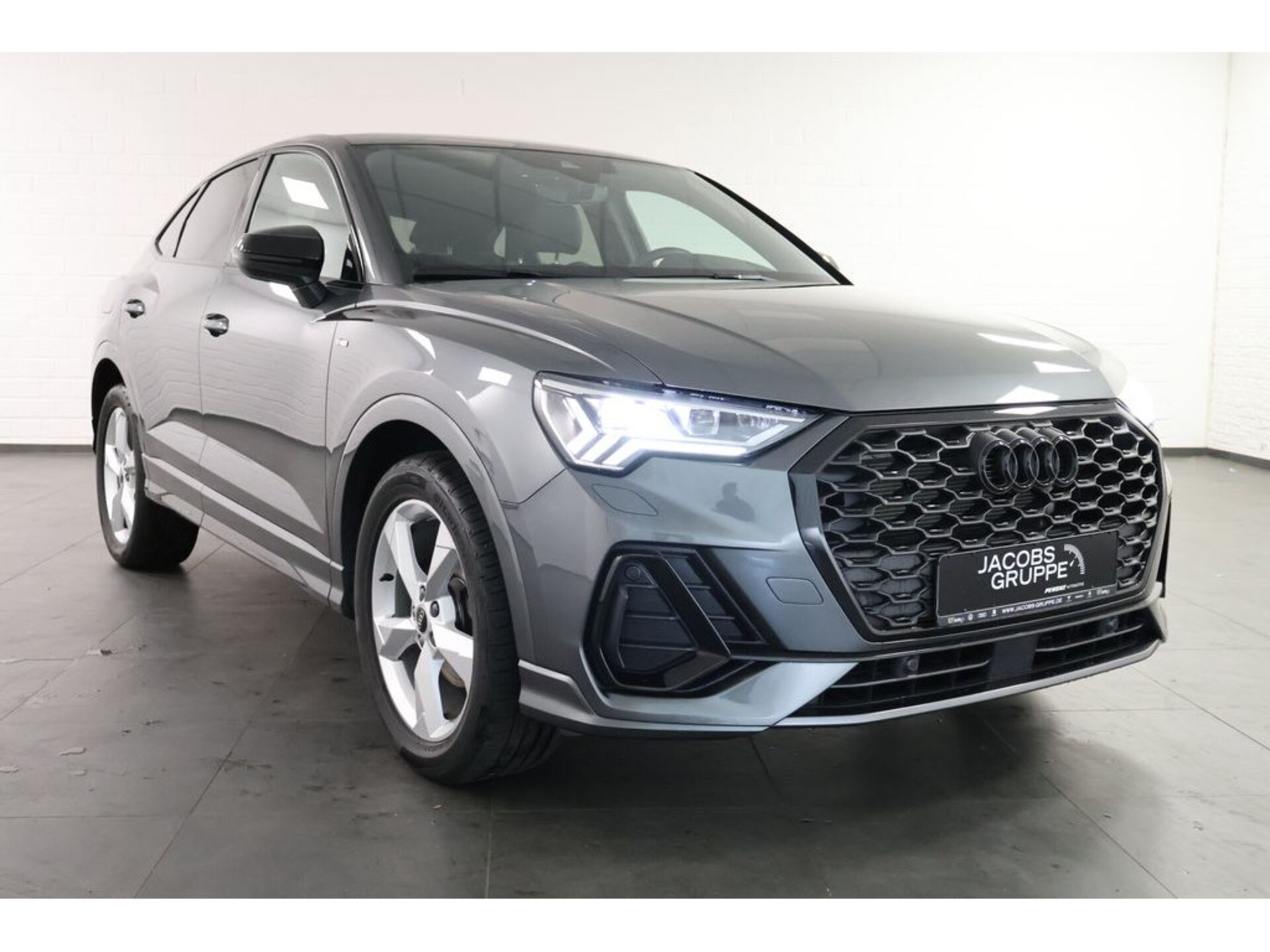 Audi Q3 Sportback S line
