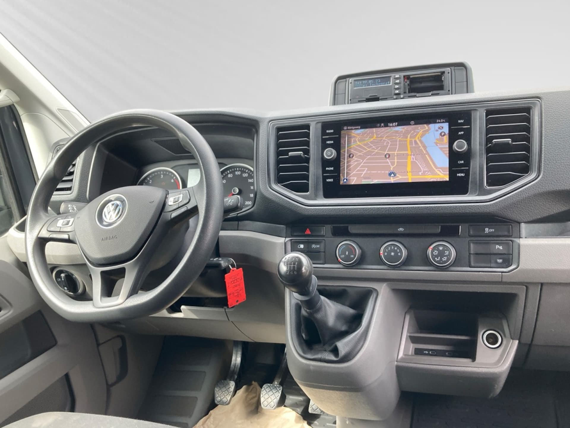 Volkswagen Crafter Kasten langer Radstand