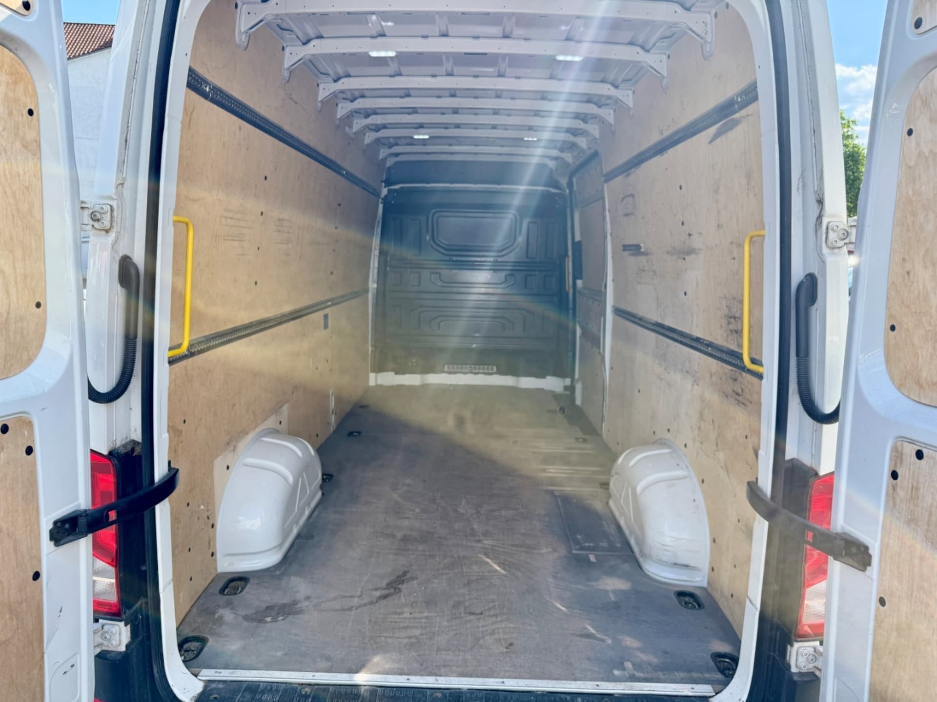 Volkswagen Crafter Kasten langer Radstand