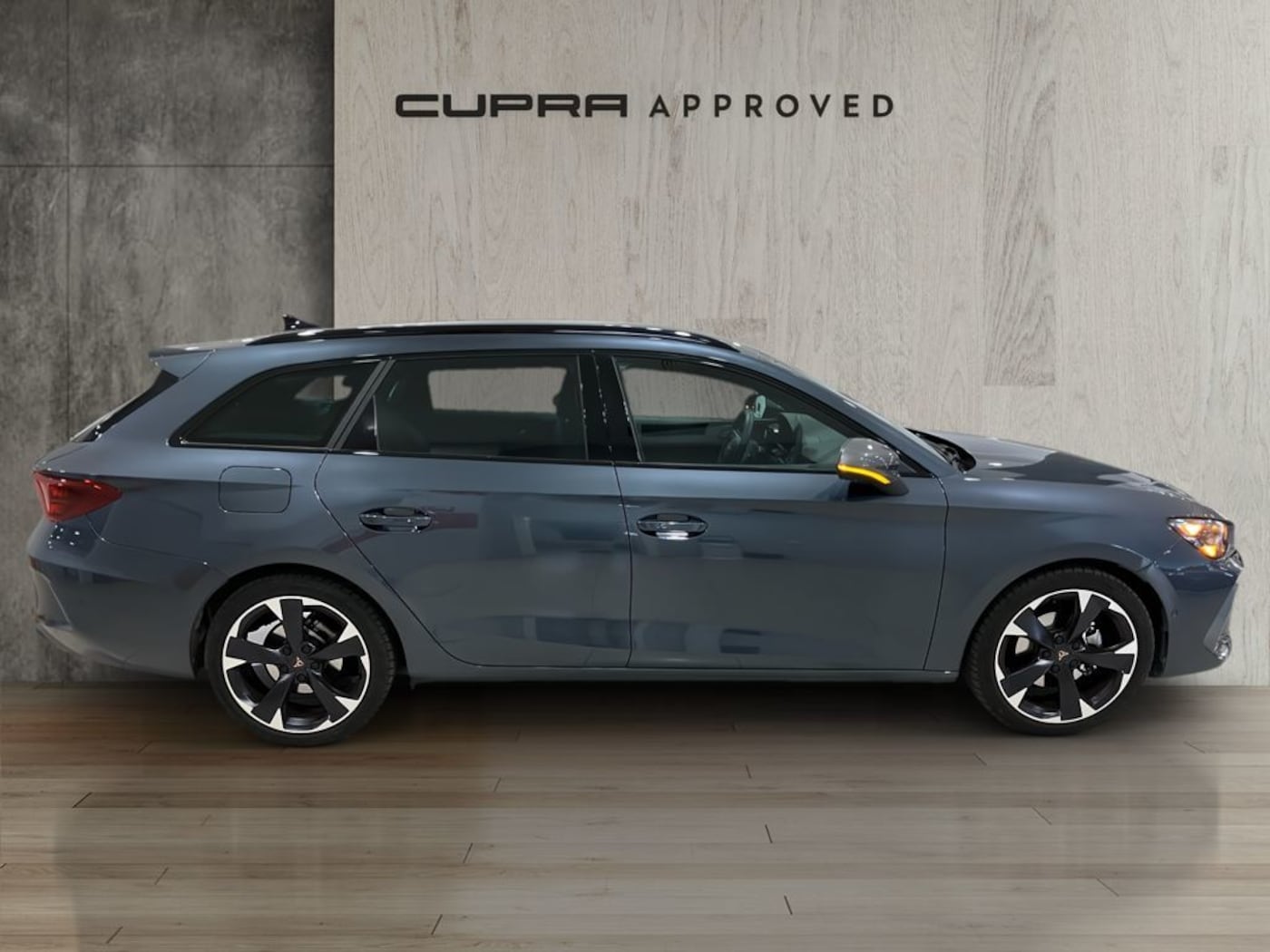 CUPRA Leon Sportstourer 1.5 eTSI DSG 110 kW (150 CV) — photo 3