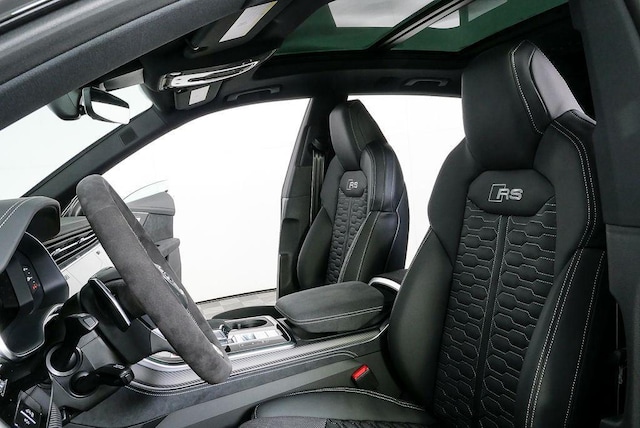 2026 Audi RS Q8 SUV performance