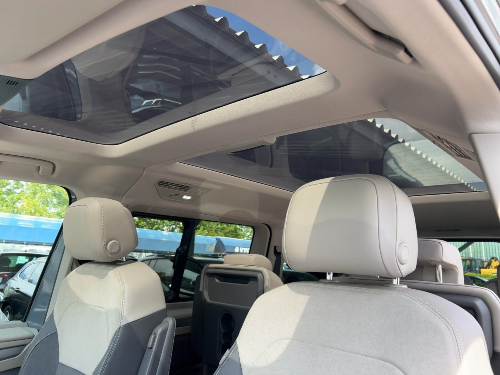 Volkswagen Multivan Langversion – Bild 15