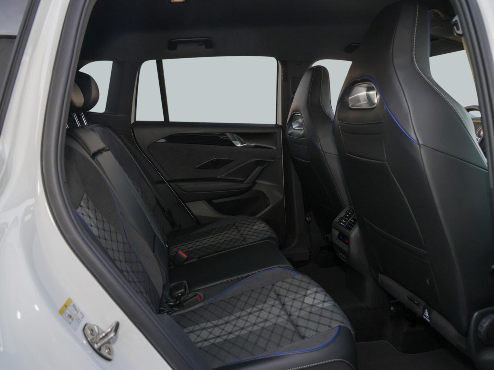 Volkswagen Tiguan – Bild 13