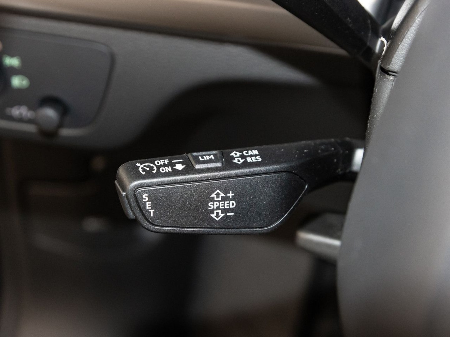 Bild über Audi Q5 40 TFSI quattro S tronic - für weitere Informationen kontaktieren Sie den Audi Partner