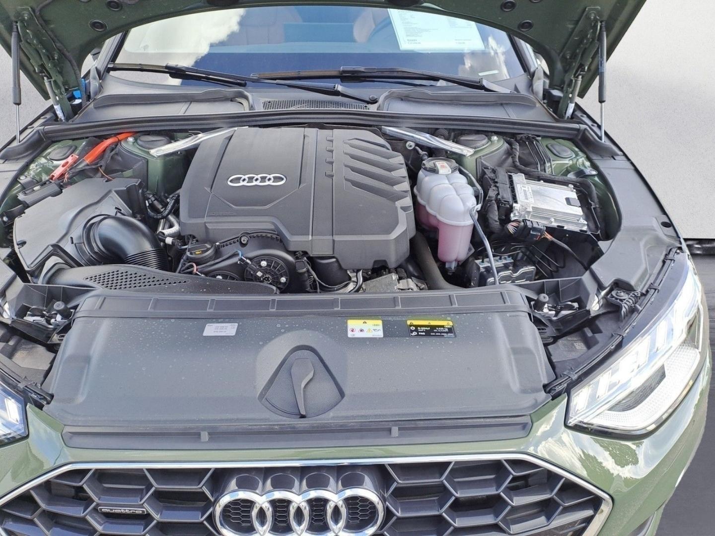 Bild über Audi A4 Avant S line 40 TFSI quattro S tronic - für weitere Informationen kontaktieren Sie den Audi Partner
